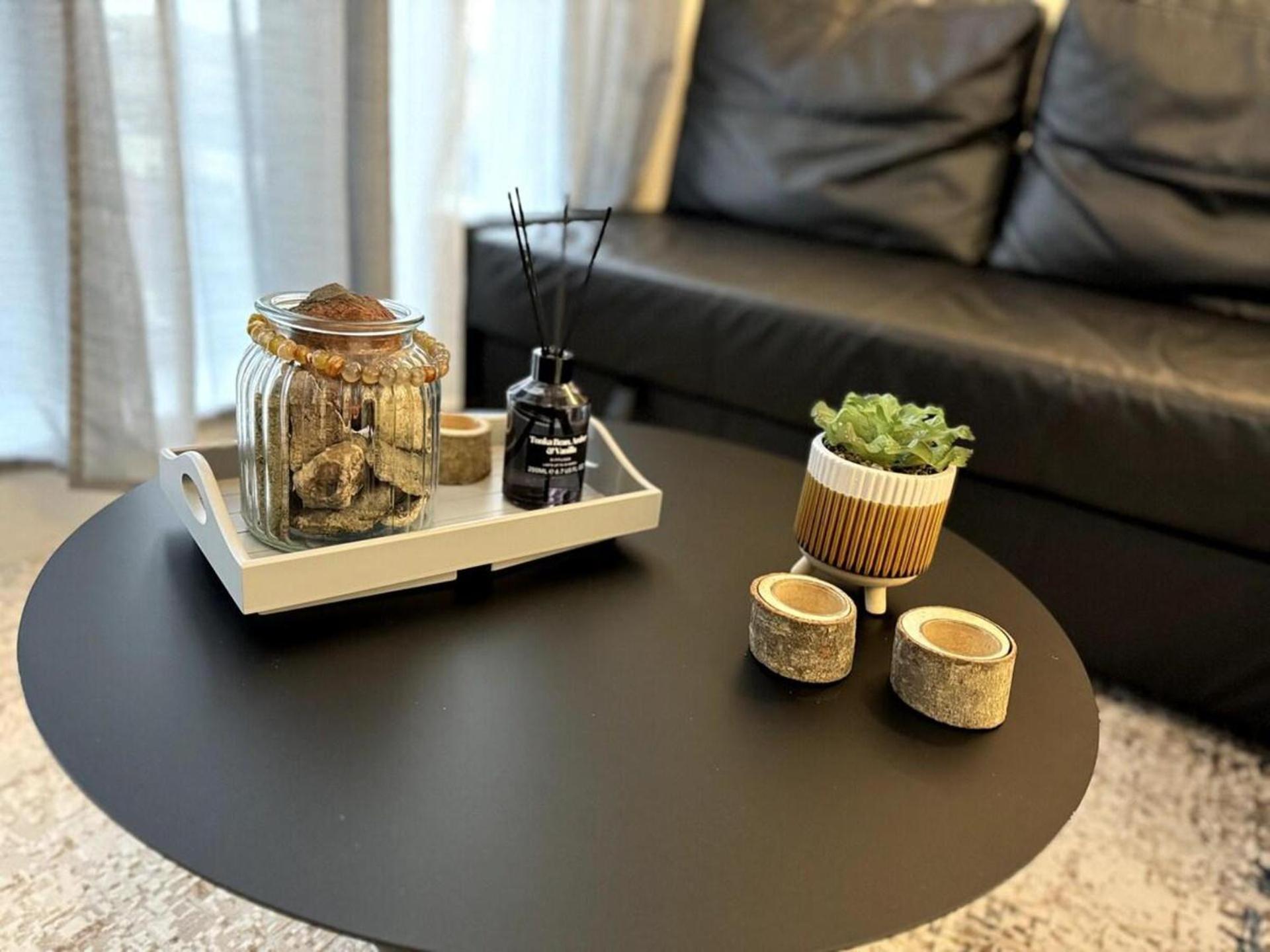 Cozy Bracknell Apartment With Modern Amenities Bagian luar foto